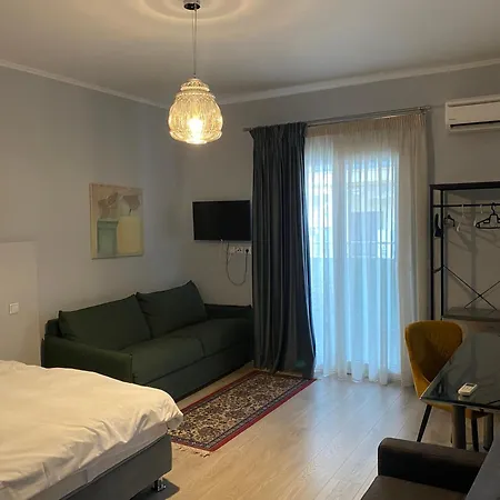 Le Bijou Luxury & *
