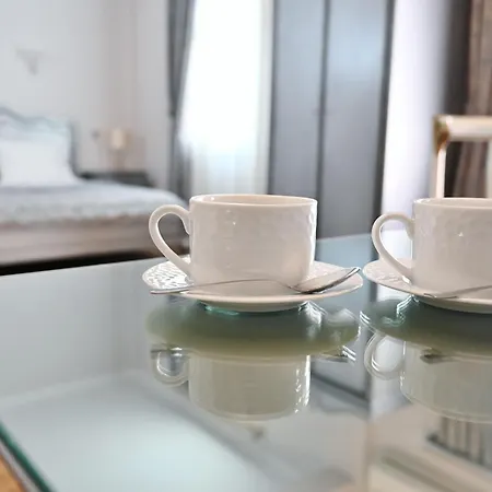 Le Bijou Luxury & Hotel *